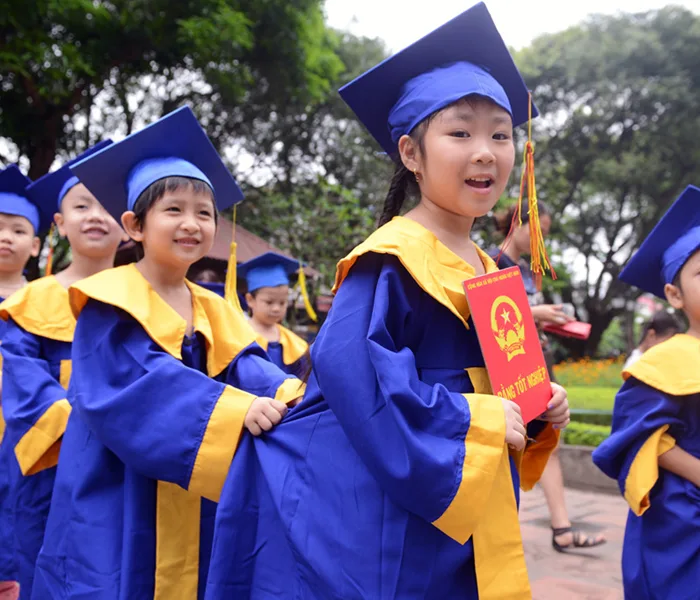 Lễ phục tiểu học